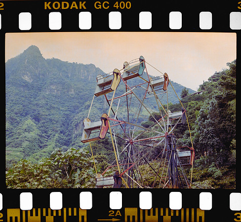 04 Yasemin Topcan - Kodak Ultramax 400 por Arca Film Lab (Octubre 2024) - Rollo 0391