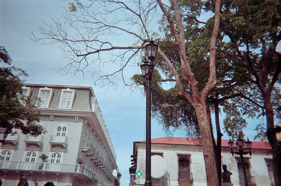 02 José David Fuentes - Fujifilm 200 por Arca Film Lab (Julio 2024) - Rollo 0174