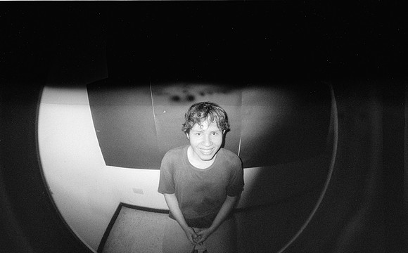 20 Natalia Mendoza - Kentmere Pan 400 por Arca Film Lab (Junio 2025) - Rollo 1129