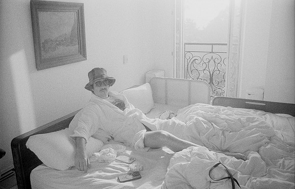 23 Mónica Minondo - Ilford HP5+ 400 por Arca Film Lab (Febrero 2025) - Rollo 0762