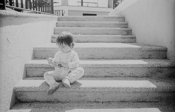18 Mónica Minondo - Kodak TMAX 400 por Arca Film Lab (Febrero 2025) - Rollo 0742
