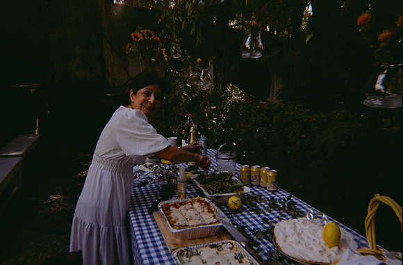 15 María Andrea Santa Cruz - Cinestill 400D por Arca Film Lab (Noviembre 2024) - Rollo 0466