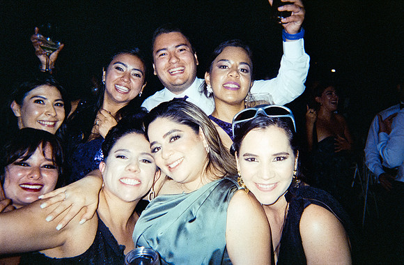 11 Gustavo Dávila - Fujifilm 400 por Arca Film Lab (Marzo 2025) - Rollo 0799
