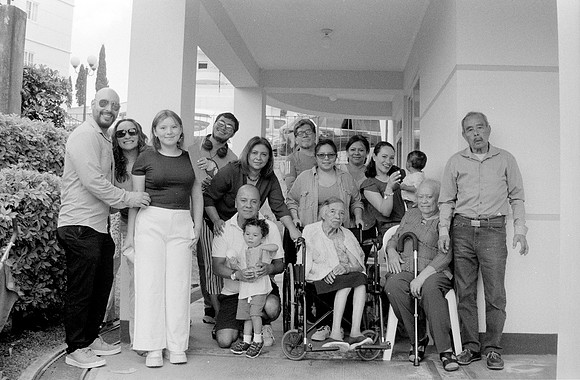 34 Fernando Peña - Ilford HP5+ 400 por Arca Film Lab (Enero 2025) - Rollo 0701