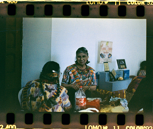 10 Ronald Ottoniel - Lomography '92 por Arca Film Lab (Mayo 2024) - Rollo 0090