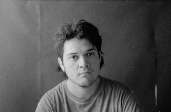 34 Mariana Cabrera - Kentmere Pan 400 por Arca Film Lab (Junio 2025) - Rollo 1130