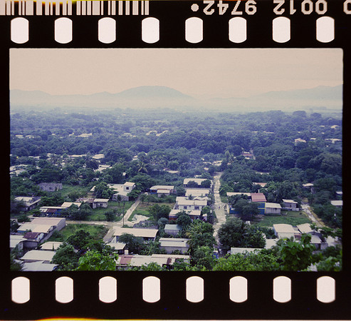 05 Fritz Pinnow-Kawas - Kodak Ektachrome 100 por Arca Film Lab (Julio 2024) - Rollo 0203