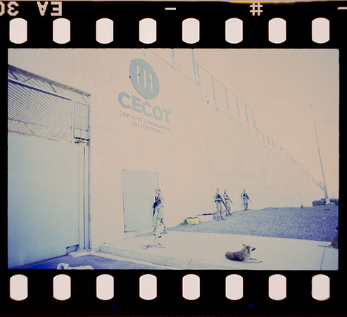 14 Fritz Pinnow-Kawas - Kodak Ektachrome 100 por Arca Film Lab (Julio 2024) - Rollo 0203