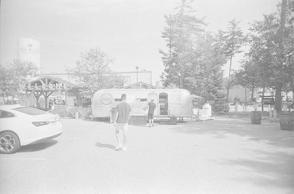 10 Rafael Ortíz - Ilford HP5+ 400 por Arca Film Lab (Octubre 2024) - Rollo 0400