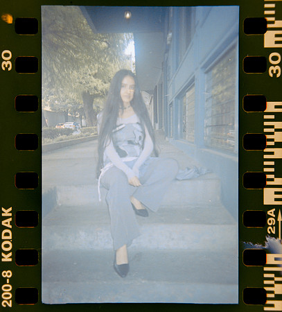 28 Shirley Brakiti - Kodak Gold 200 por Arca Film Lab (Julio 2024) - Rollo 0185