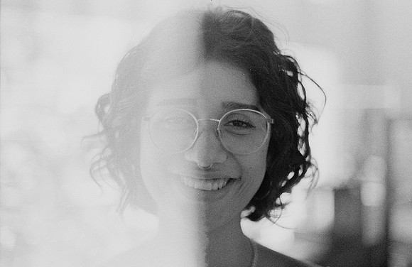 04 Carlos Siri - Ilford HP5+ 400 por Arca Film Lab (Mayo 2025) - Rollo 1007