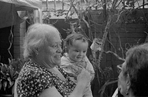 22 Fernando Peña - Ilford HP5+ 400 por Arca Film Lab (Enero 2025) - Rollo 0701