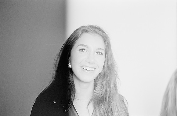 30 Javier Anleu - Ilford XP2 400 por Arca Film Lab (Mayo 2025) - Rollo 1032