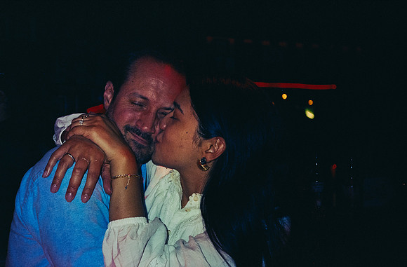 36 Jazmine Sousa - Cinestill 800T por Arca Film Lab (Abril 2025) - Rollo 0971