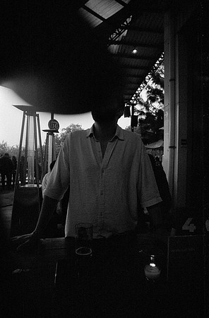 18 Rafael Ortíz - Ilford HP5+ 400 por Arca Film Lab (Octubre 2024) - Rollo 0400