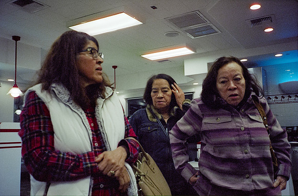 27 Paulo Contreras - Cinestill 800T - Arca Film Lab - Rollo 0613