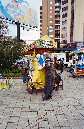 13 José David Fuentes - Kodak Portra 400 por Arca Film Lab (Diciembre 2024) - Rollo 0537