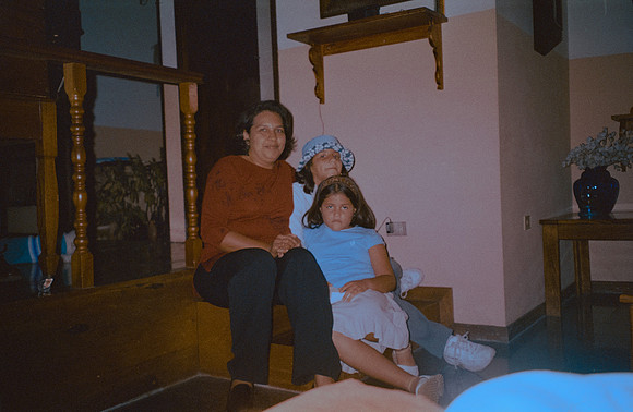 33 Caleb Rodríguez - Kodak Gold 100 por Arca Film Lab (Enero 2025) - Rollo 0583