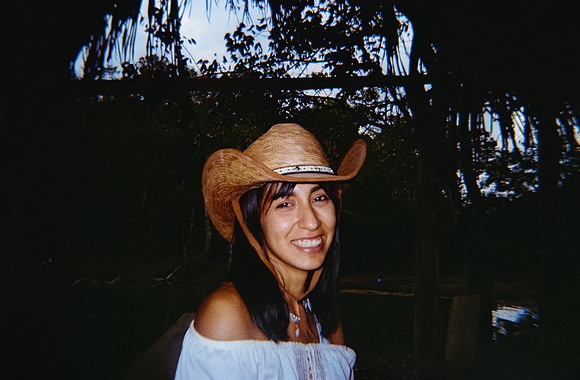 10 Navneet - Kodak Gold 200 por Arca Film Lab (Junio 2025) - Rollo 1110
