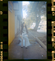 16 Shirley Brakiti - Kodak Gold 200 por Arca Film Lab (Julio 2024) - Rollo 0185