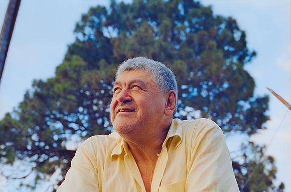 14 Elliot Morales - Cinestill 800T por Arca Film Lab (Abril 2025) - Rollo 0980