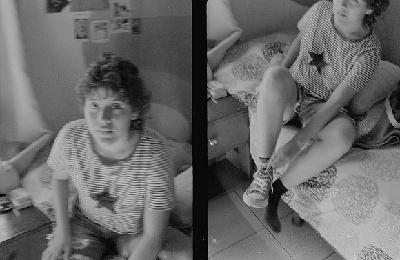 13 Natalia Mendoza - Kentmere Pan 400 por Arca Film Lab (Enero 2025) - Rollo 0696