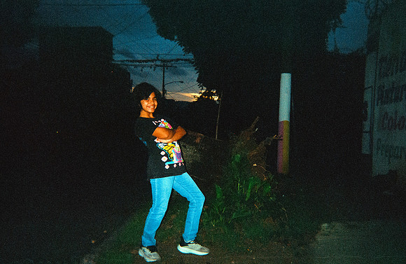 06 Elida Arreaga - Fujifilm 400 por Arca Film Lab (Septiembre 2024) - Rollo 0362