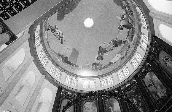 10 Guilia Trobbiani - Ilford HP5+ 400 por Arca Film Lab (Abril 2025) - Rollo 0932