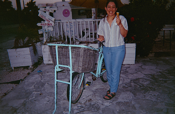 11 María José Matute - Fujifilm 400 por Arca Film Lab (Mayo 2025) - Rollo 1027