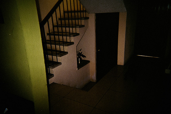 27 Andrea Osorio - Kodak Gold 200 por Arca Film Lab (Enero 2025) - Rollo 0638