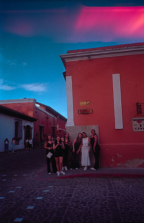 35 Valeria Ramírez - Fujifilm 400 por Arca Film Lab (Julio 2024) - Rollo 0204