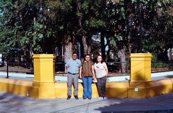 06 Alejandro Anzueto - Kodacolor 200 por Arca Film Lab (Julio 2024) - Rollo 0148