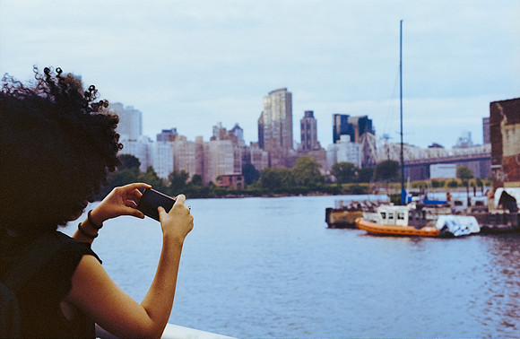 16 María Varillas - Kodak Ektar 100 por Arca Film Lab (Enero 2025) - Rollo 0594
