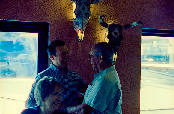 13 Alexander Daum - Cinestill 800T por Arca Film Lab (Diciembre 2024) - Rollo 0548