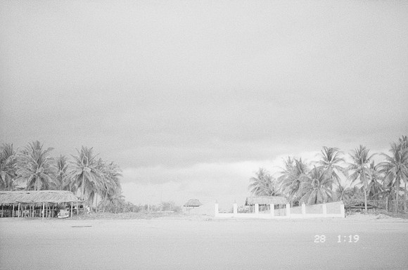 27 Elena Campos - Ilford HP5+ 400 por Arca Film Lab (Junio 2025) - Rollo 1114