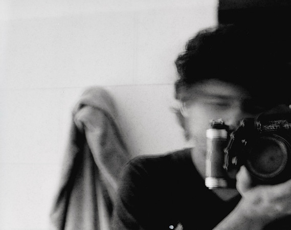 08 Carlos Siri - Lomography Earl Grey 100 por Arca Film Lab (Mayo 2025) - Rollo 1011