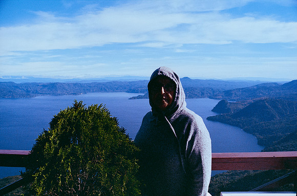 28 Carlos Castro - Kodak Ultramax 400 por Arca Film Lab (Marzo 2025) - Rollo 0828