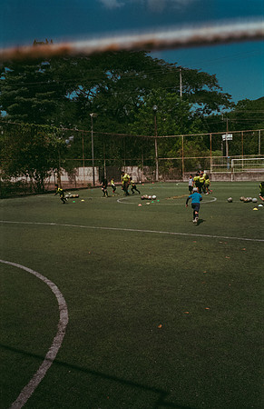 02 Todd Morales - Fujifilm 400 por Arca Film Lab (Agosto 2024) - Rollo 0226