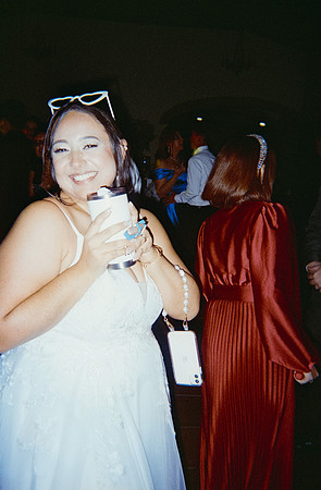 20 Valeria Sierra - Fujifilm 400 por Arca Film Lab (Enero 2025) - Rollo 0651