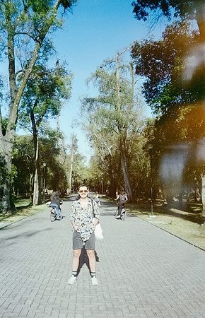 08 Gabriela Retana - Kodak Gold 200 por Arca Film Lab (Mayo 2025) - Rollo 1013