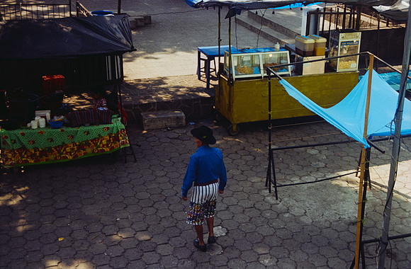 07 Ronald Ottoniel - Kodak Ultramax 400 Push 1600 por Arca Film Lab (Abril 2025) - Rollo 0978