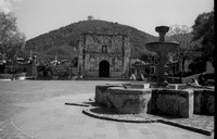 13 Mónica Minondo - Kodak TMAX 400 por Arca Film Lab (Febrero 2025) - Rollo 0742