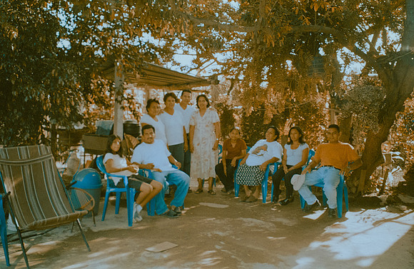 35 Caleb Rodríguez - Kodak Gold 100 por Arca Film Lab (Enero 2025) - Rollo 0583