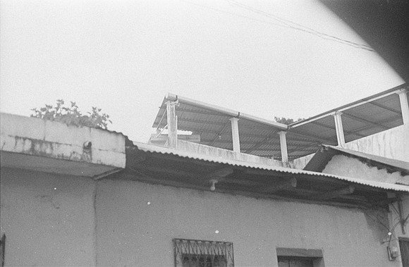 10 Guillermo López - Kodak 400 TMAX por Arca Film Lab (Octubre 2024) - Rollo 0414