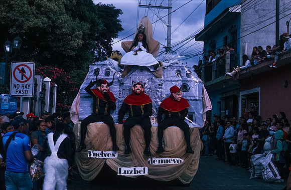 17 Ronald Ottoniel - Fujifilm Provia 100F por Arca Film Lab (Diciembre 2024) - Rollo 0532