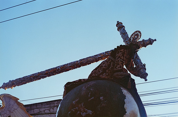 16 Adrián Cajaz - Fujifilm 400 por Arca Film Lab (Mayo 2025) - Rollo 0987