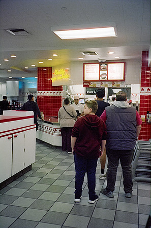 26 Paulo Contreras - Cinestill 800T - Arca Film Lab - Rollo 0613