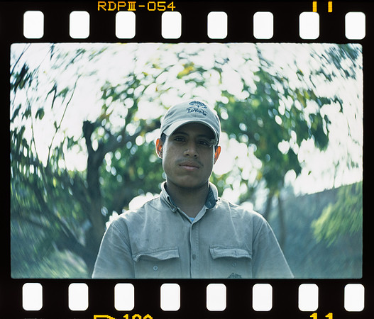 27 Fabriccio Díaz - Fujifilm Provia 100F - Arca Film Lab (Mayo 2024) - Rollo 0046