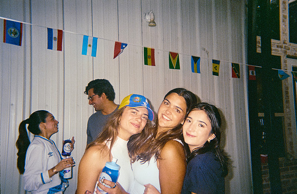 15 María Andrea Luna - Fujifilm 400 por Arca Film Lab (Abril 2025) - Rollo 0984