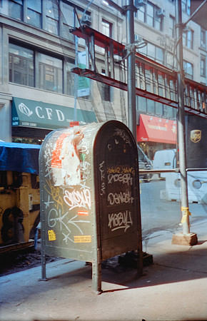 24 Mauricio Salguero - Cinestill 400D por Arca Film Lab (Julio 2024) - Rollo 0195